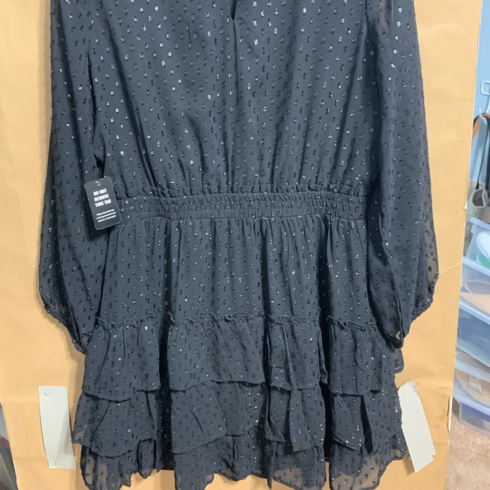 EXPRESS Black dress size L New with Tag